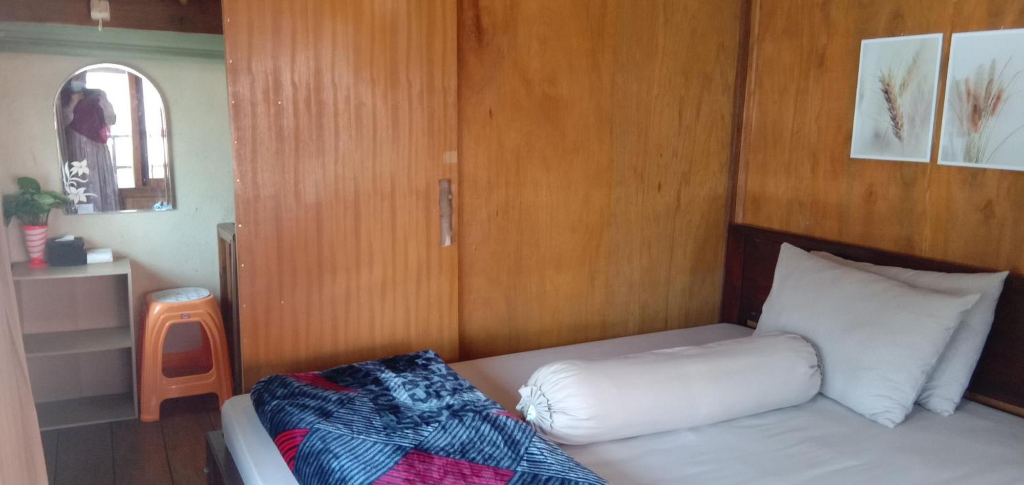 Radiya Guesthouse Sembalunlawang Exterior foto